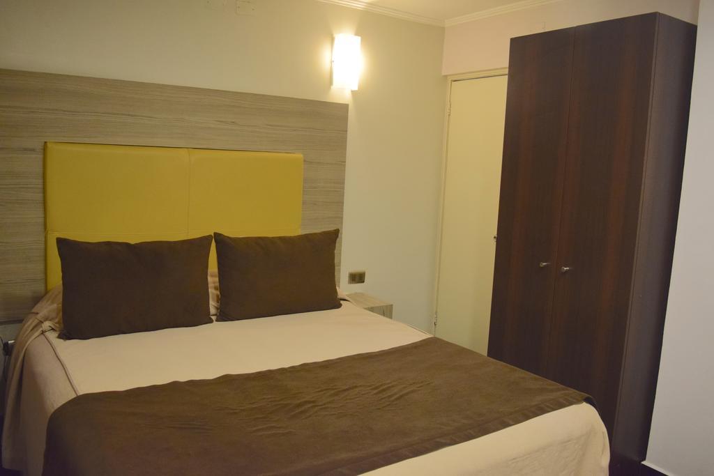 Cosmopolita Hostel سانتياغو الغرفة الصورة