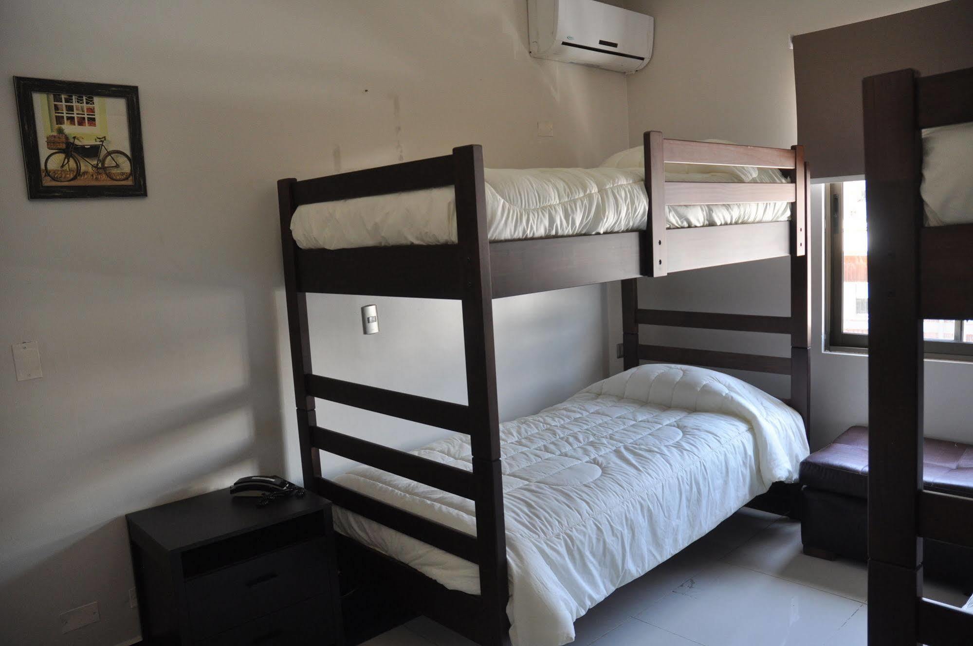 Cosmopolita Hostel سانتياغو المظهر الخارجي الصورة