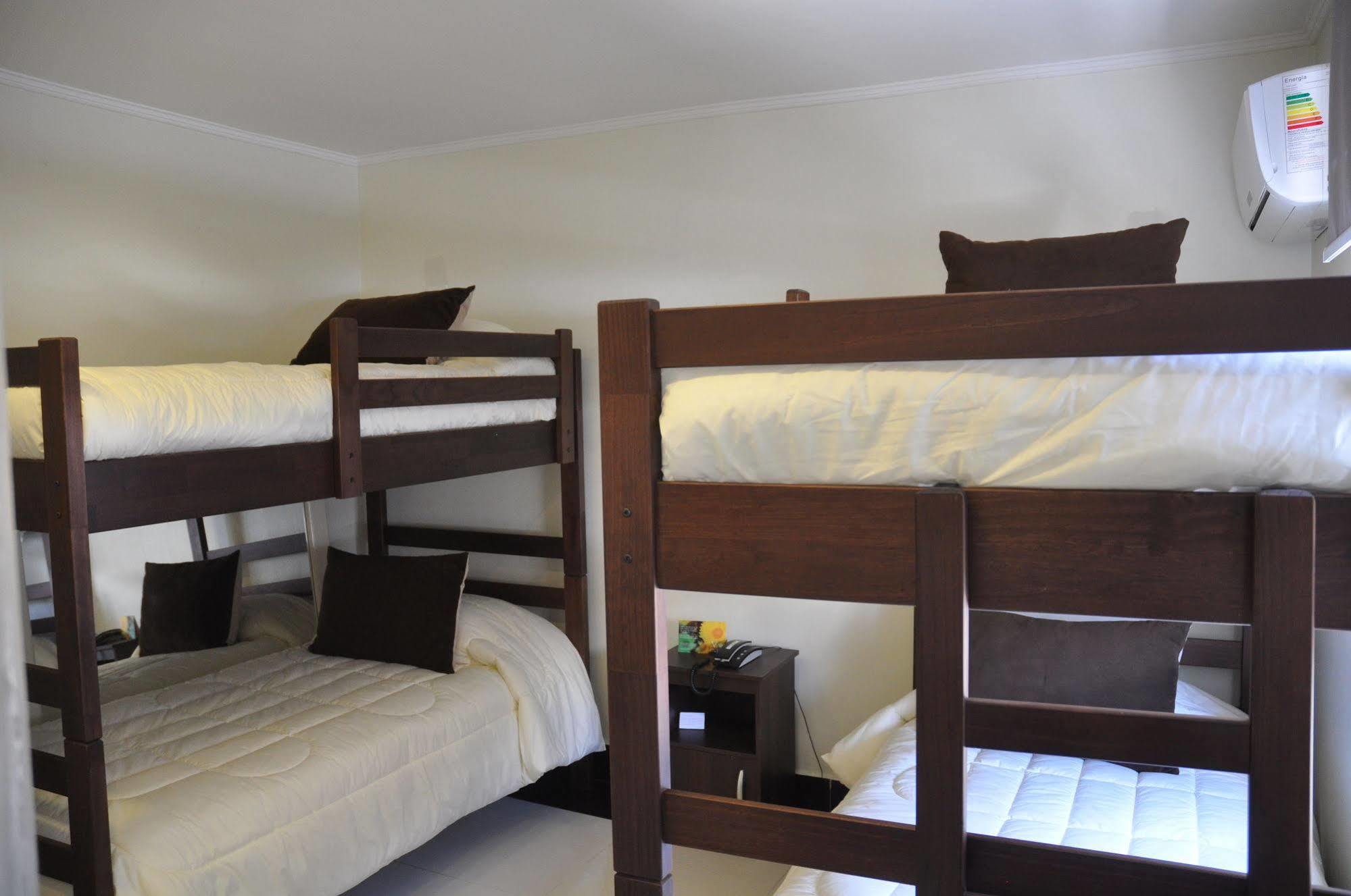 Cosmopolita Hostel سانتياغو المظهر الخارجي الصورة