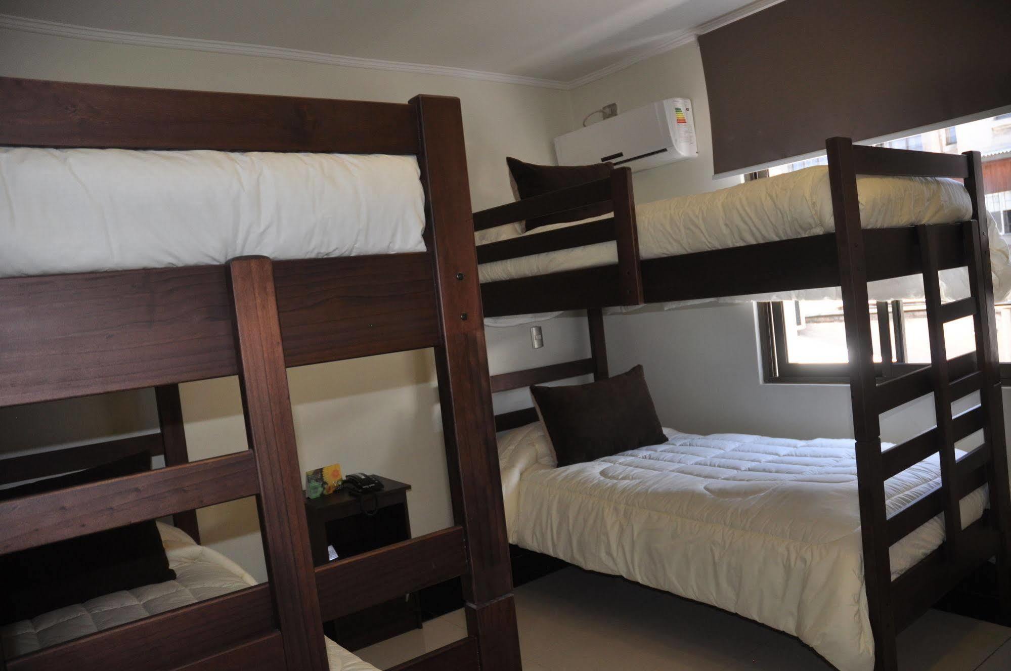 Cosmopolita Hostel سانتياغو المظهر الخارجي الصورة
